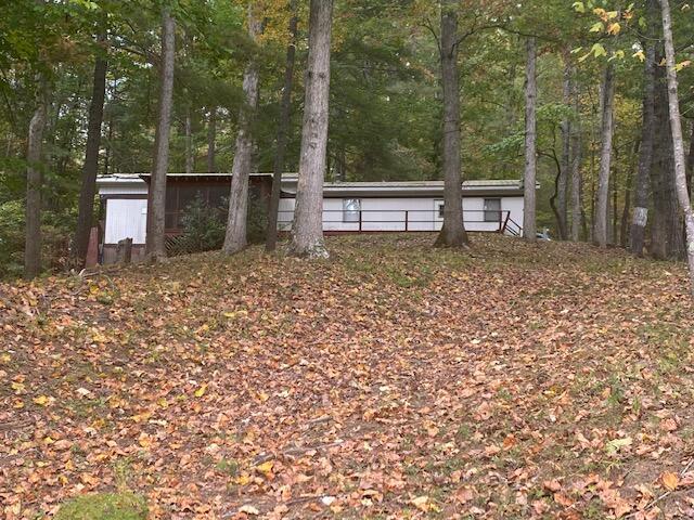 729 Shade Tree LN