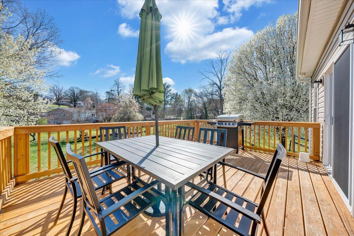 3556 Overbrook DR