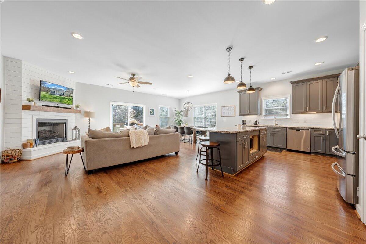 3556 Overbrook DR