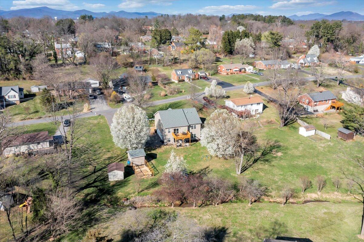 3556 Overbrook DR