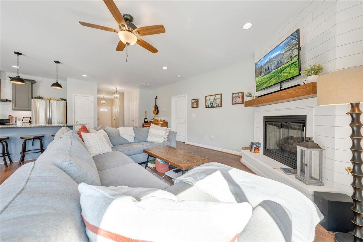 3556 Overbrook DR