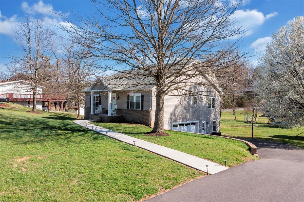 3556 Overbrook DR