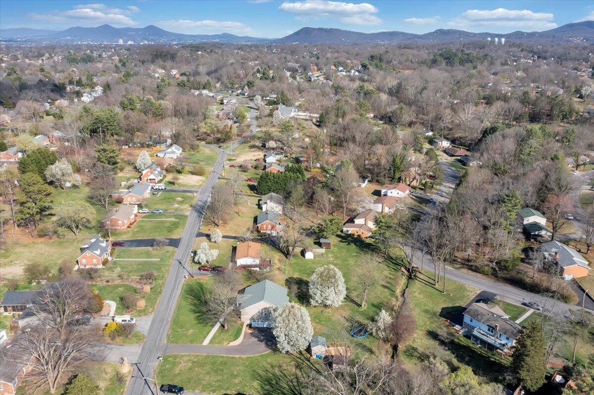 3556 Overbrook DR