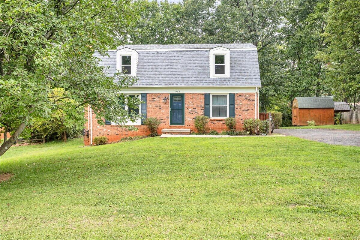 1095 Granite DR