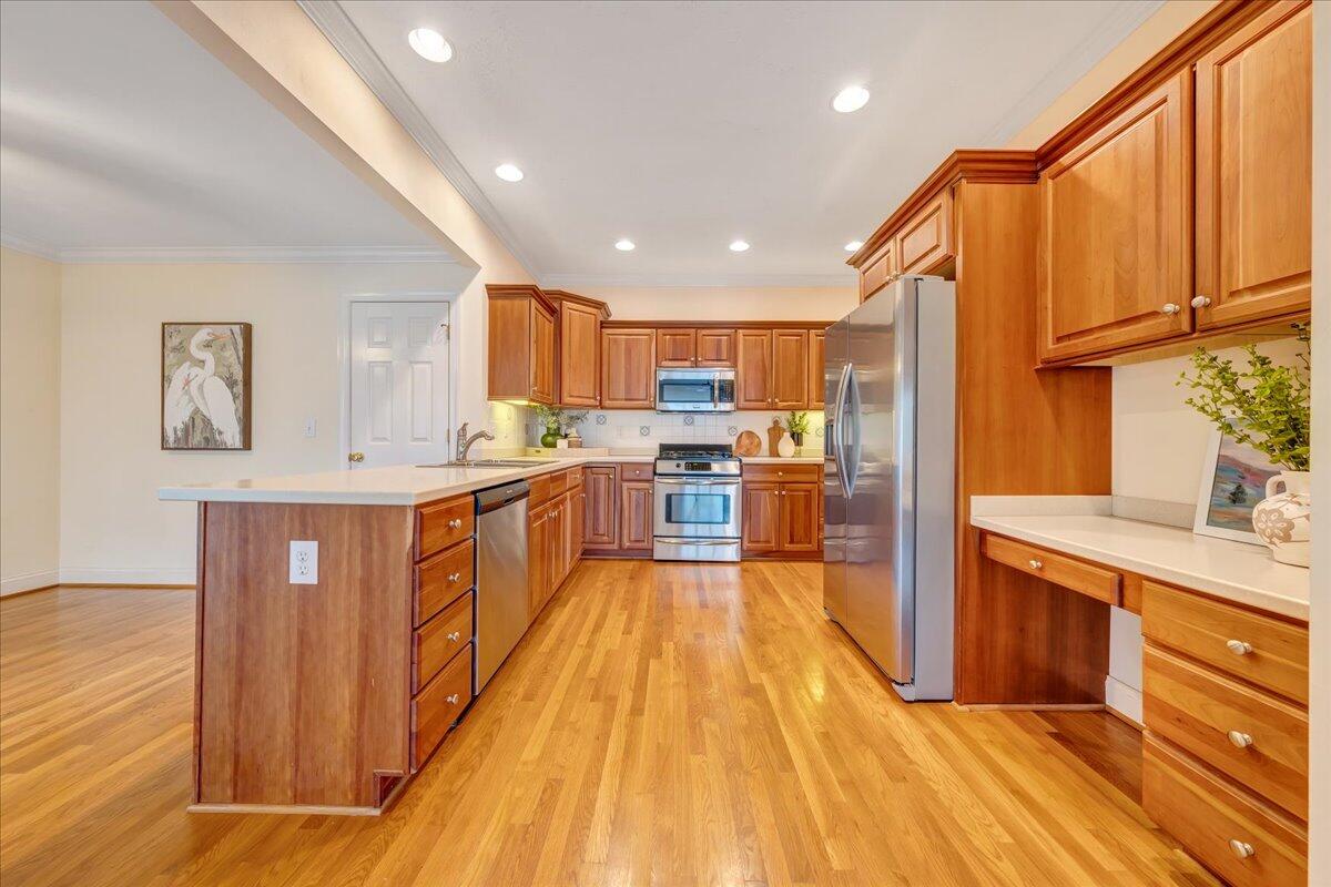 613 Highfield RD