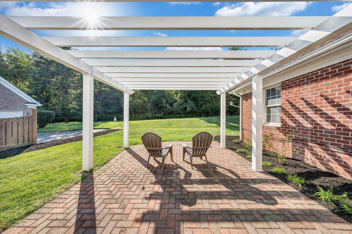 613 Highfield RD