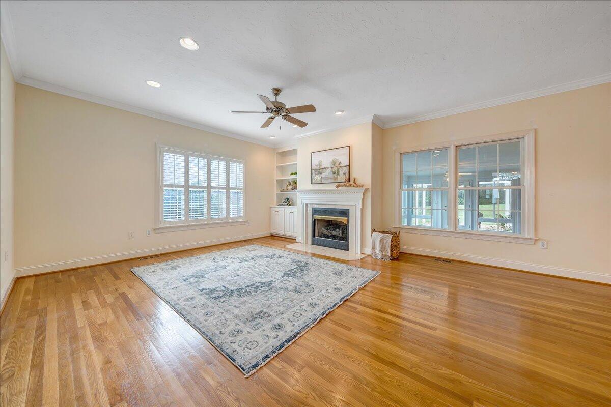 613 Highfield RD