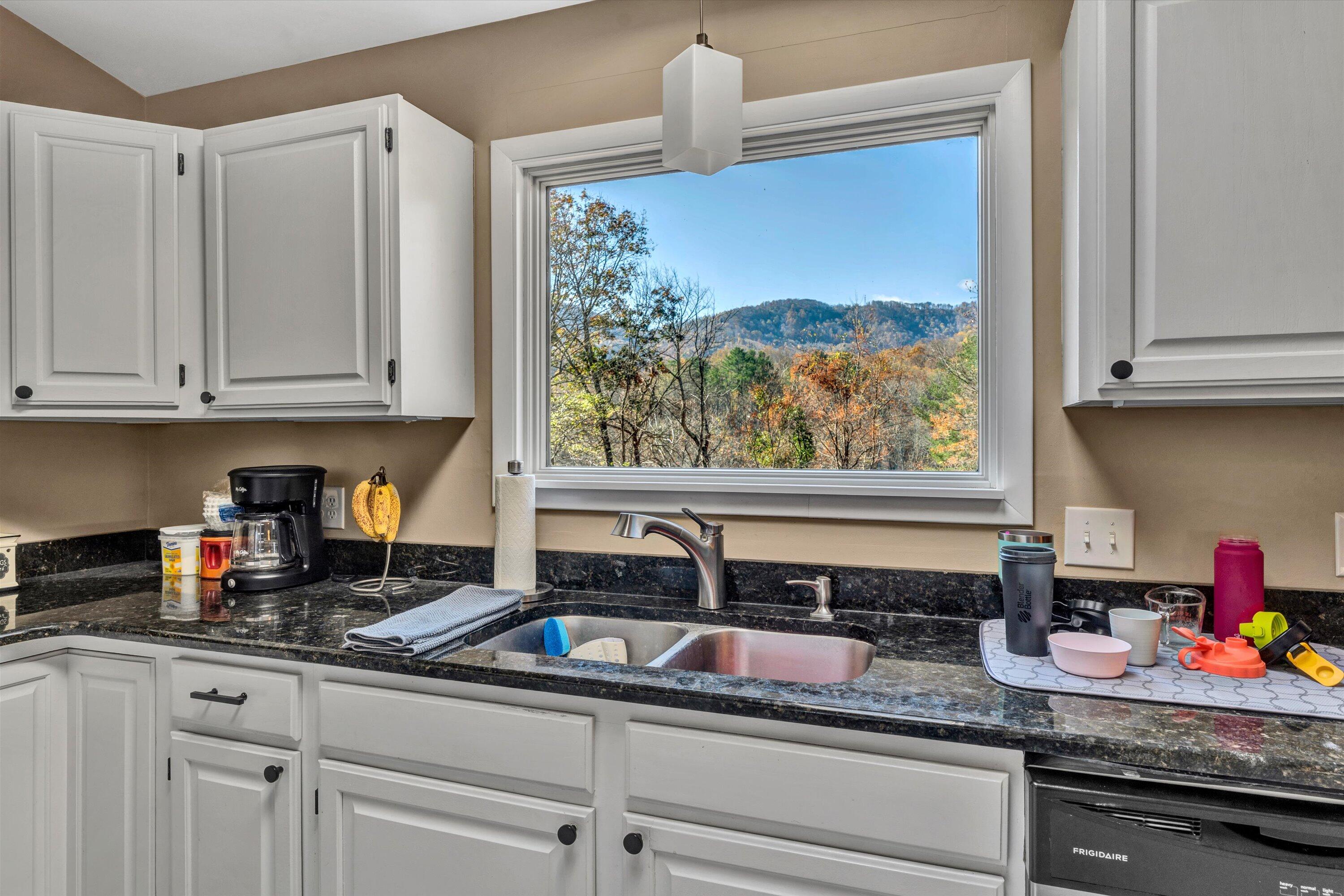 7270 Carriage Hills DR