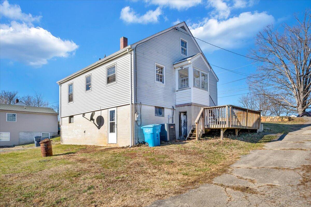 2003 Fallon AVE SE