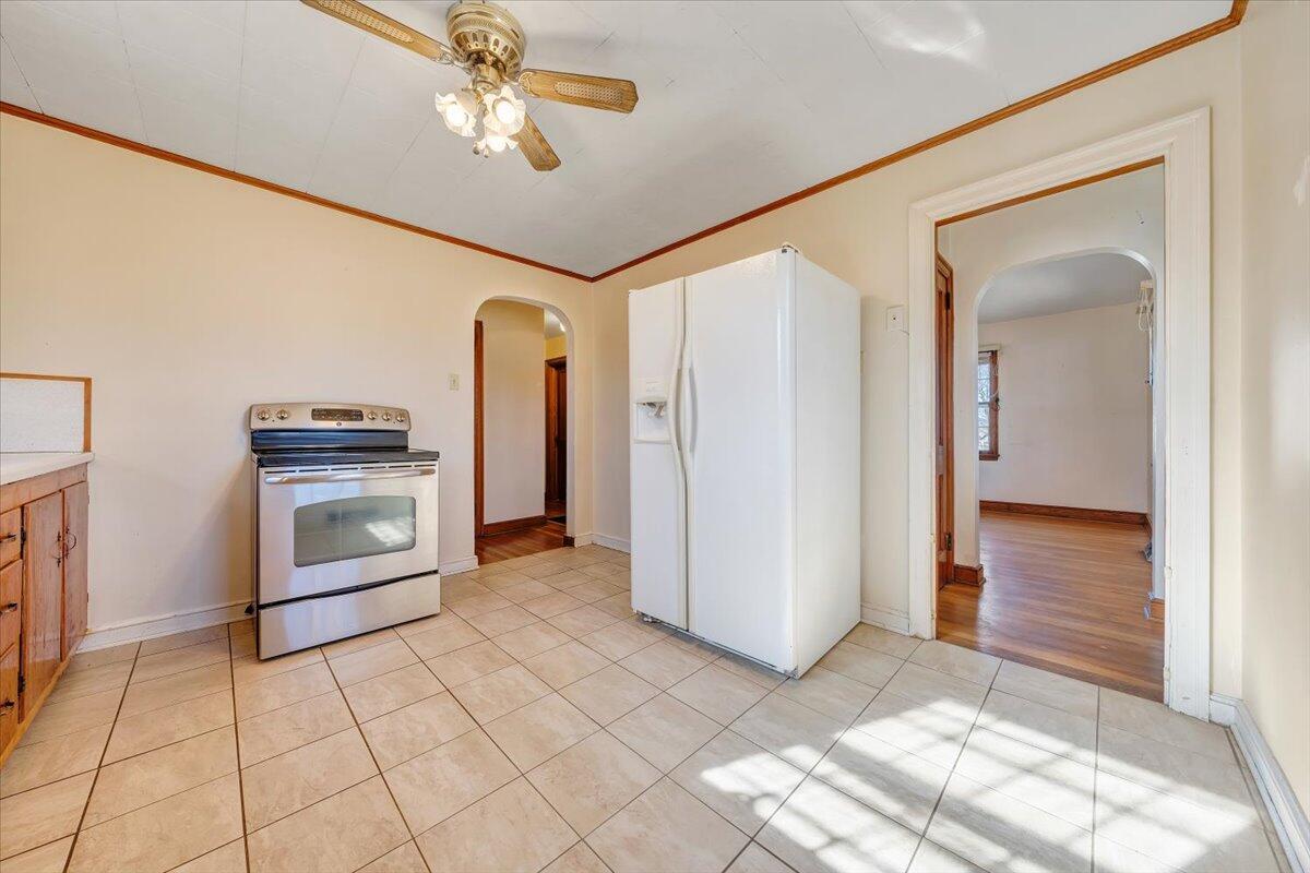 2003 Fallon AVE SE
