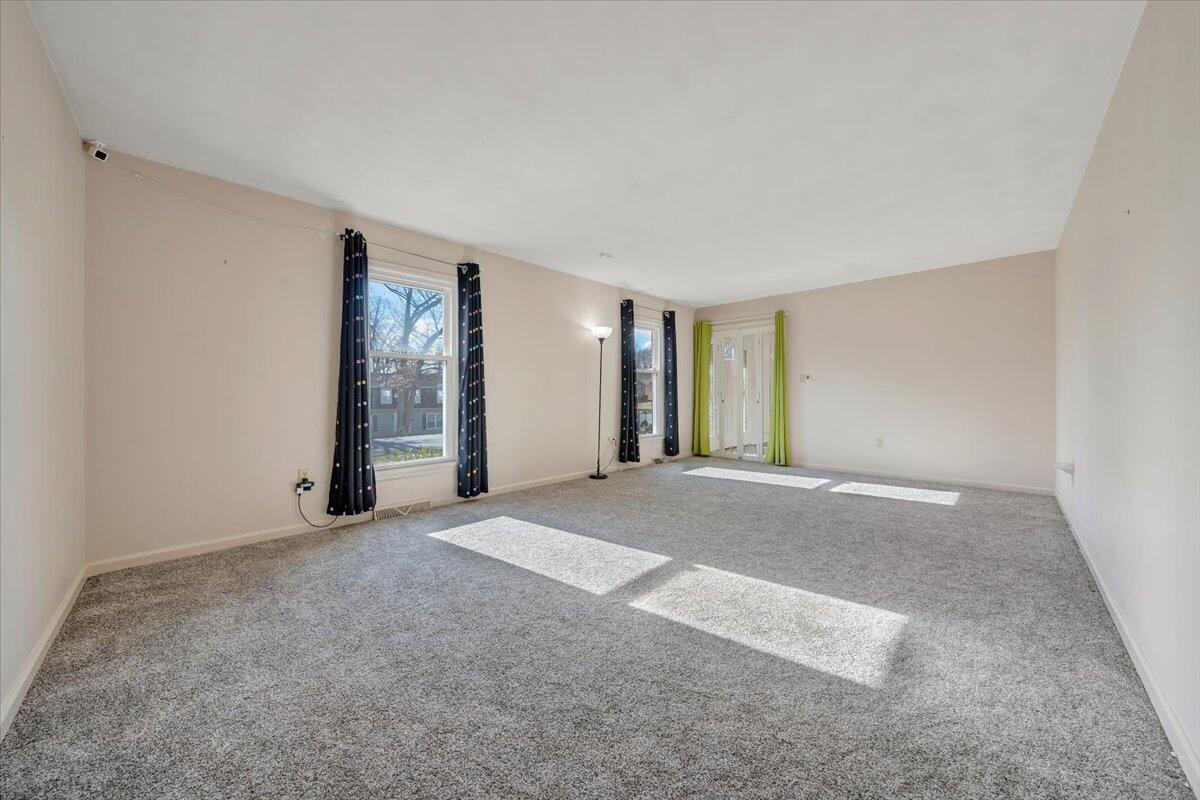 5203 Cherokee Hills DR