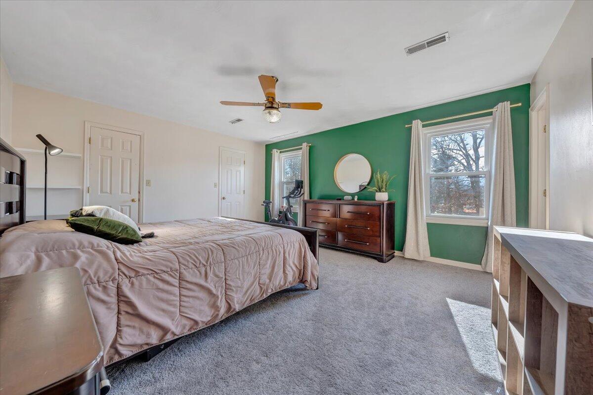 5203 Cherokee Hills DR