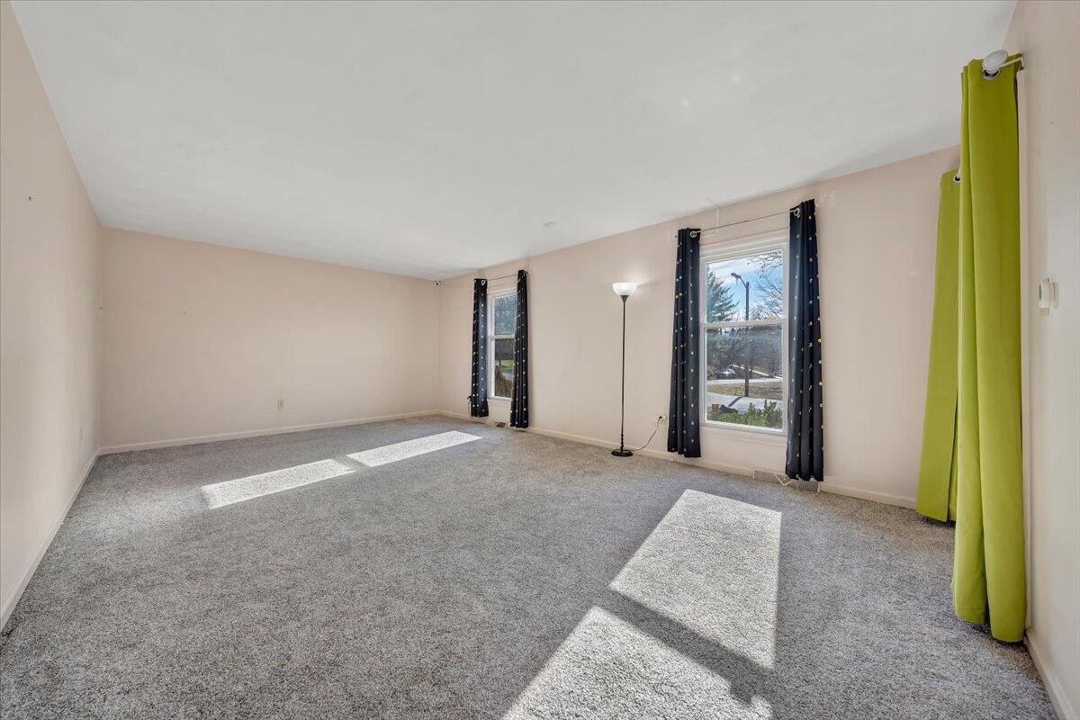 5203 Cherokee Hills DR