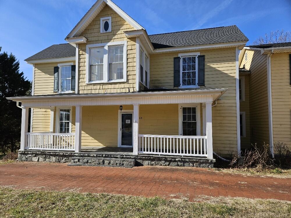 903 Old Mountain RD