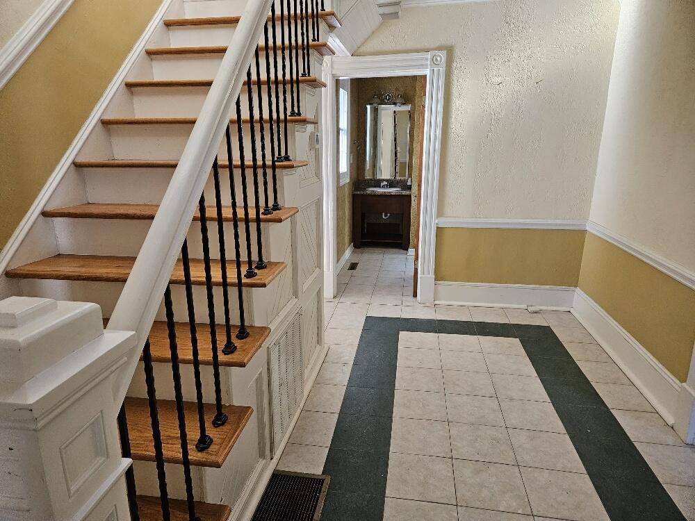 903 Old Mountain RD