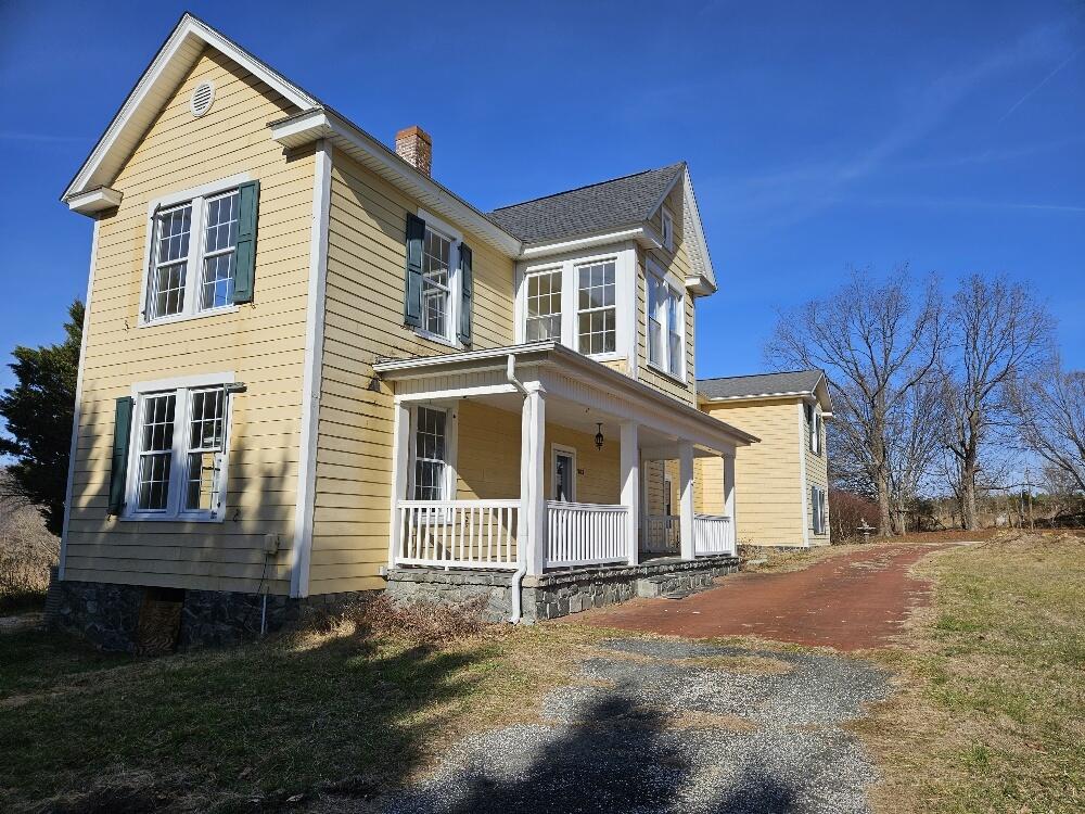 903 Old Mountain RD