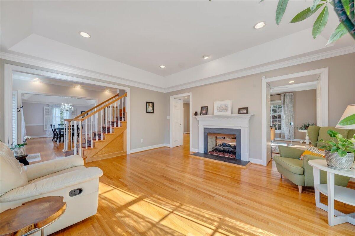 3404 Woodland Hills LN SW