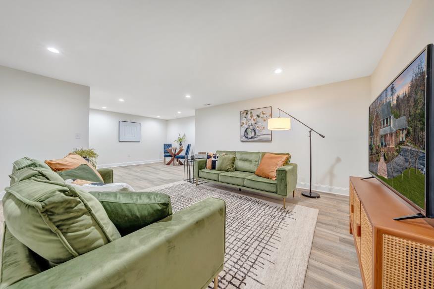 1200 Terrace DR
