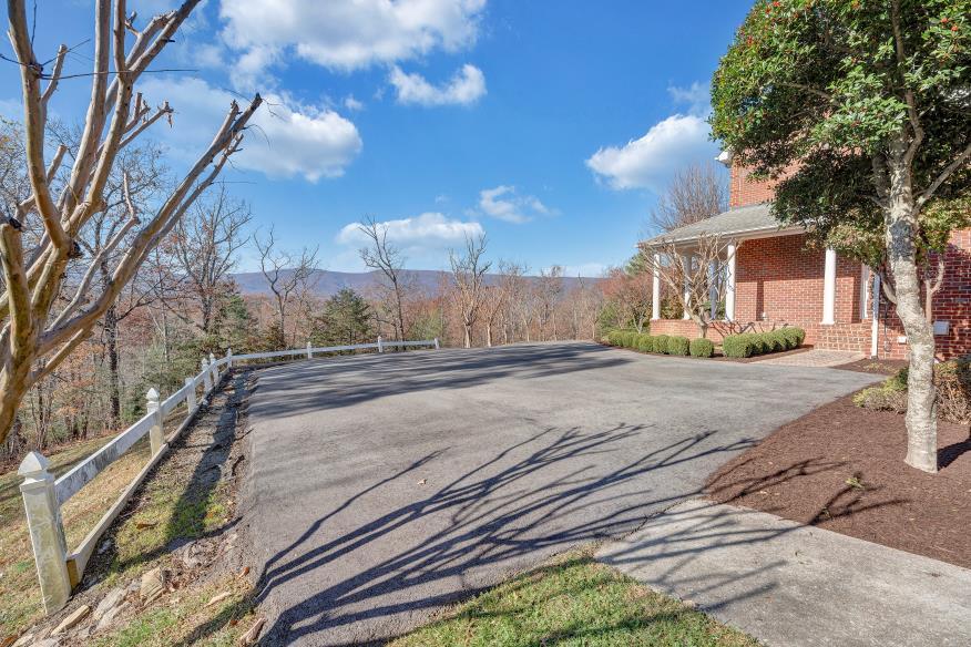 1200 Terrace DR