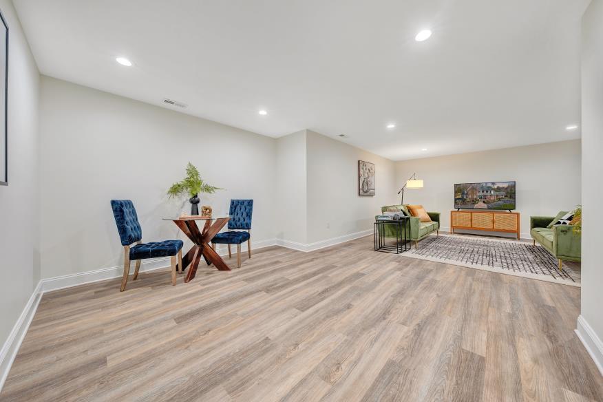 1200 Terrace DR