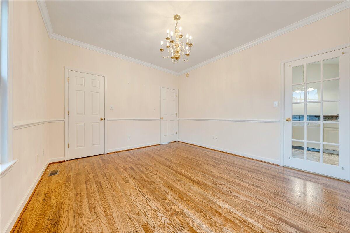 3209 Colonial AVE SW