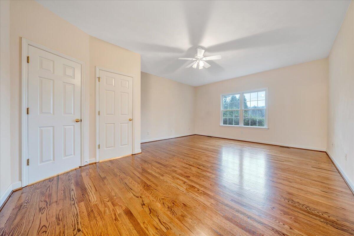 3209 Colonial AVE SW