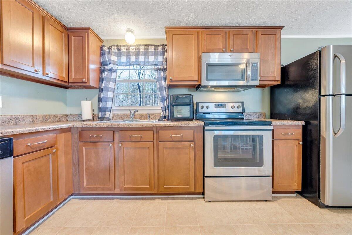 1173 Sawmill RD