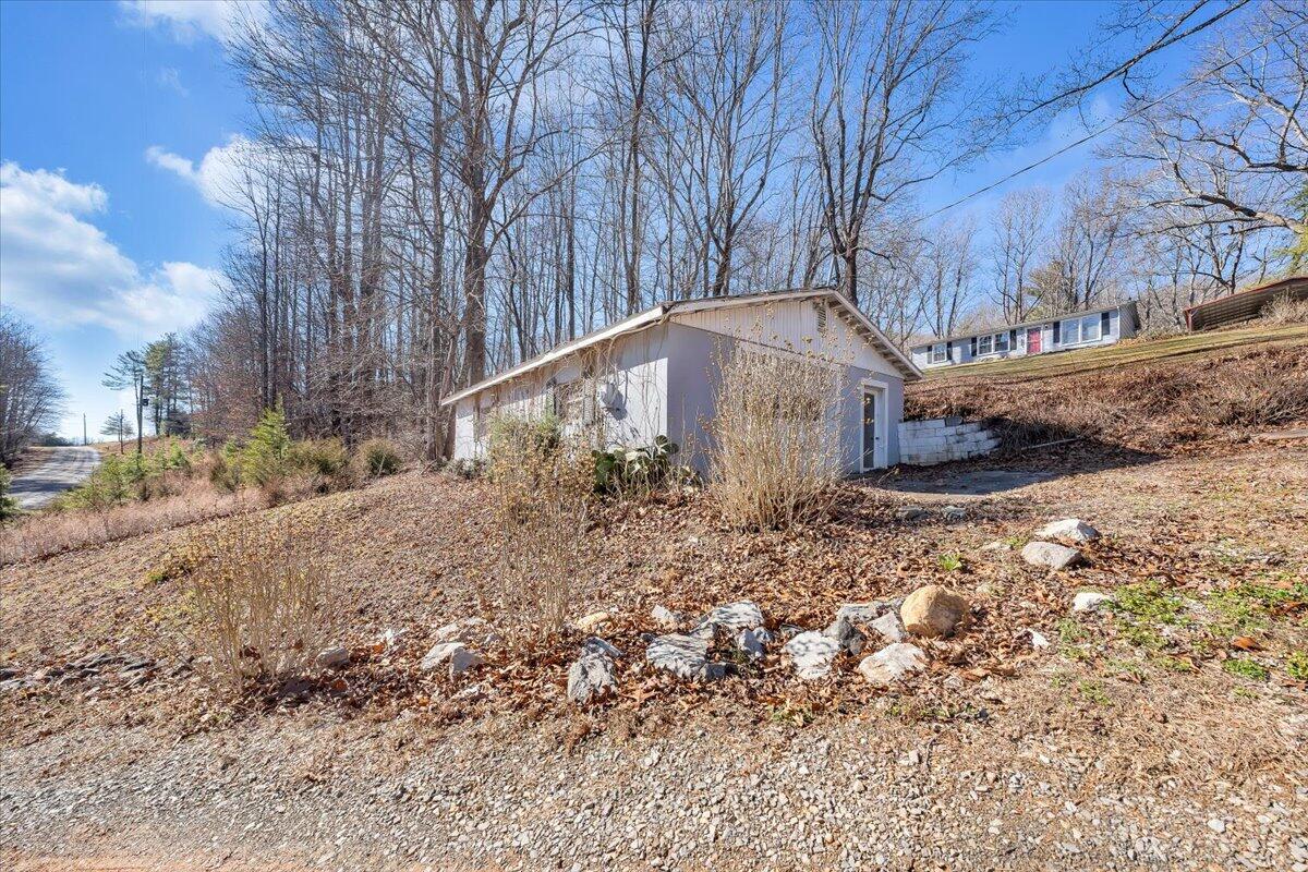 1173 Sawmill RD