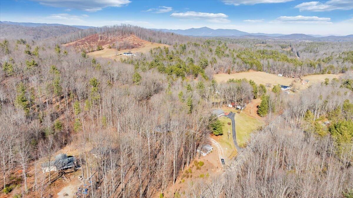 1173 Sawmill RD