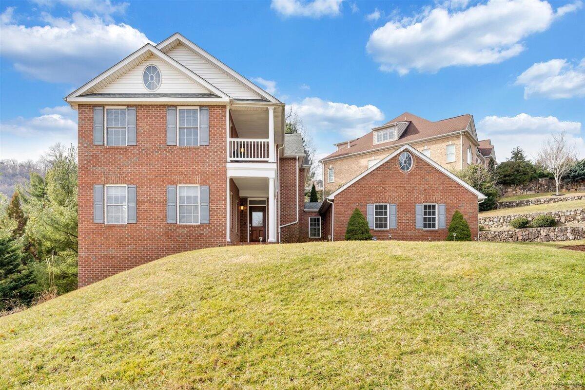 5664 Longridge DR
