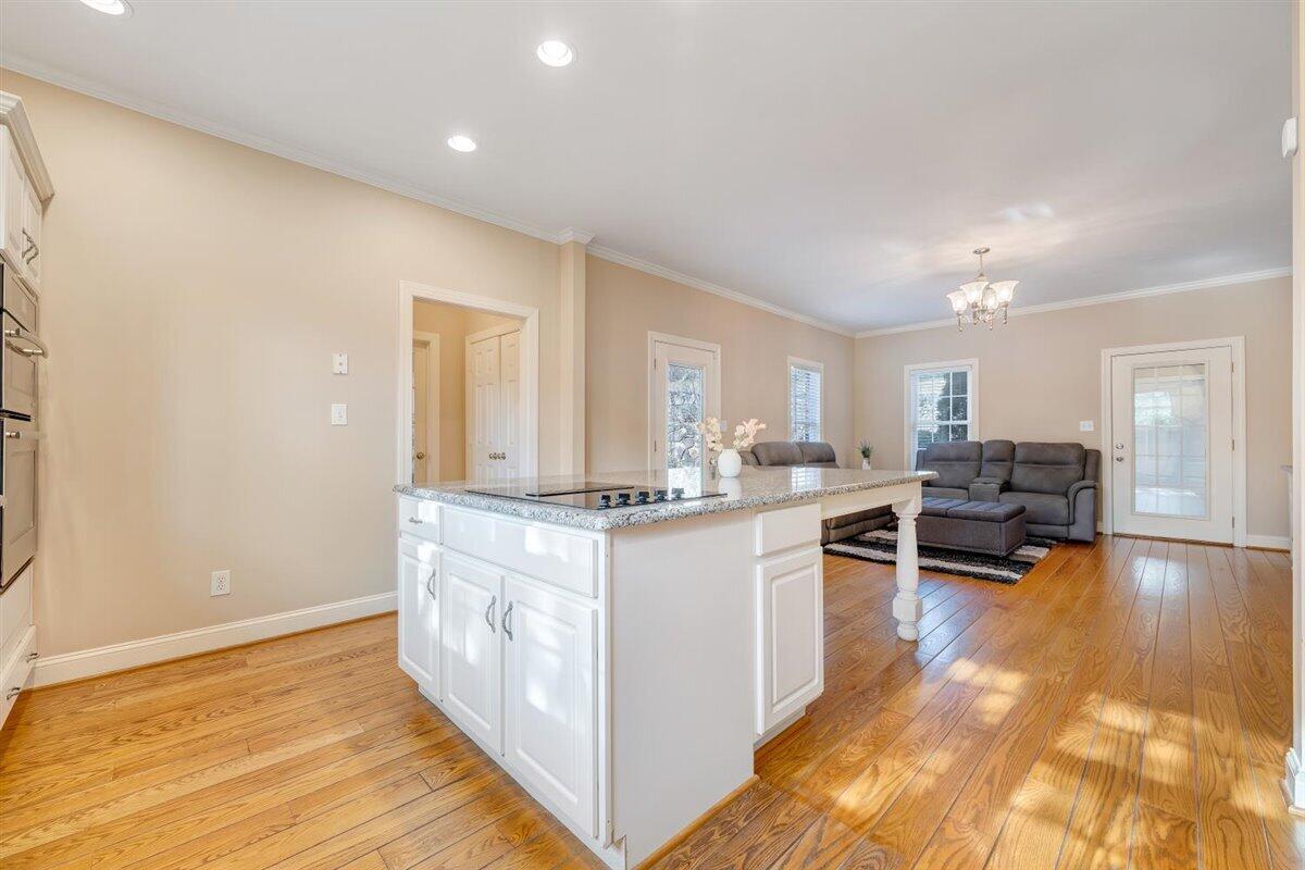 5664 Longridge DR