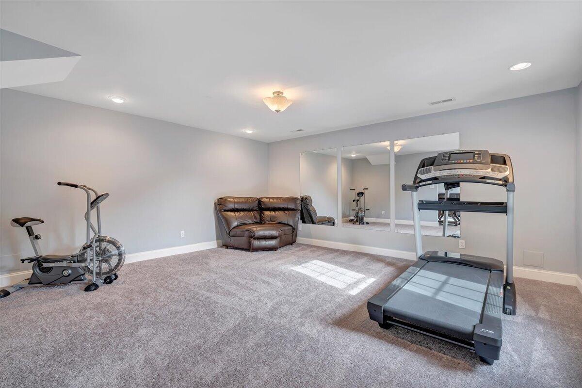 5664 Longridge DR