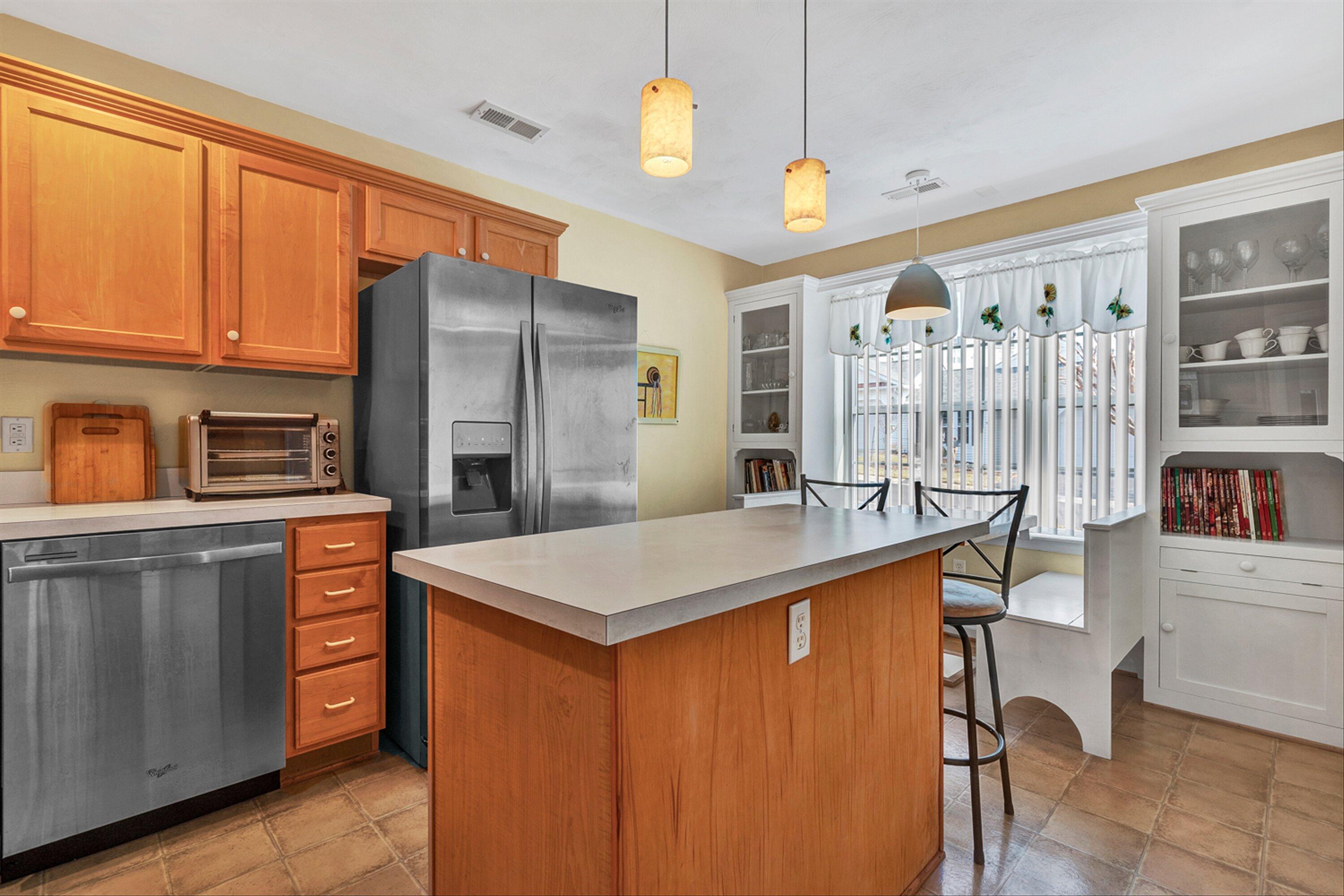 3113 Winterberry Square
