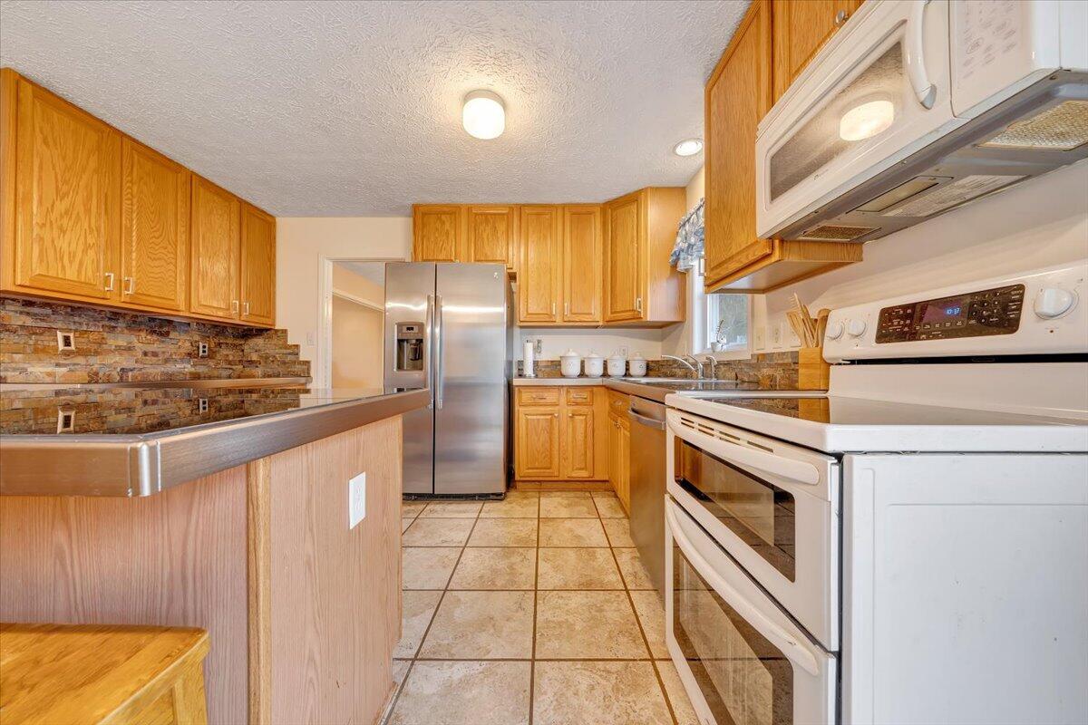 51 Fox Run RD