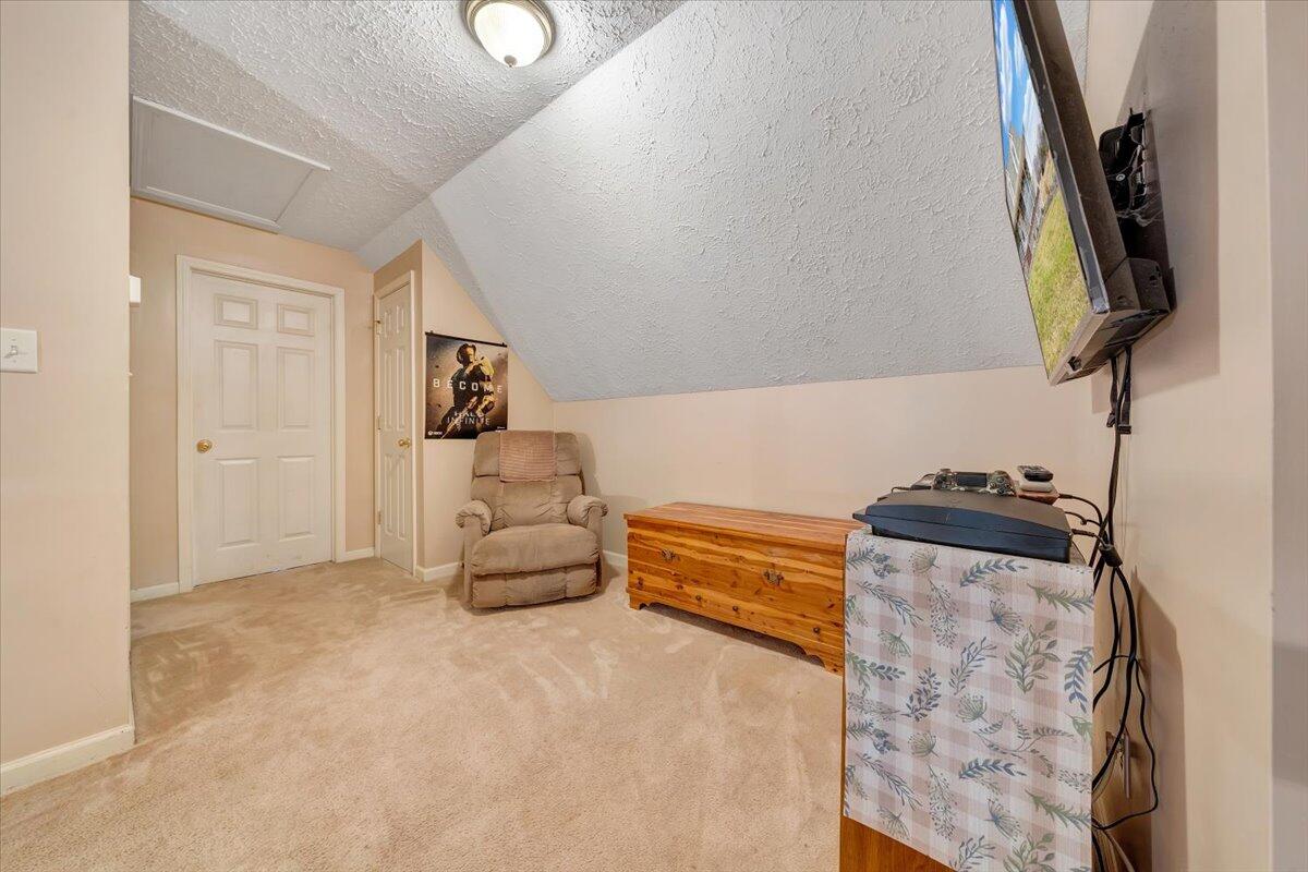 51 Fox Run RD