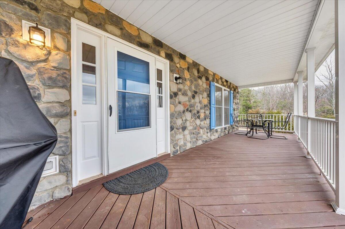 51 Fox Run RD