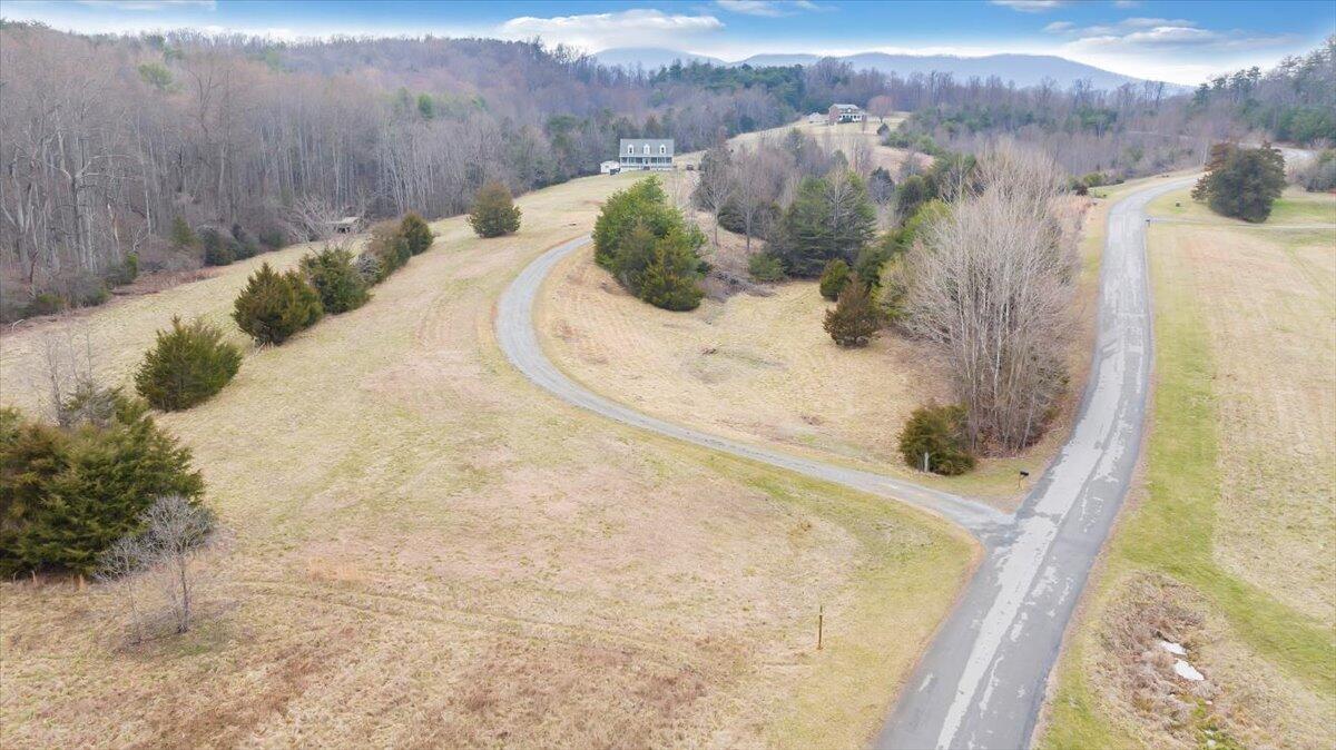 51 Fox Run RD