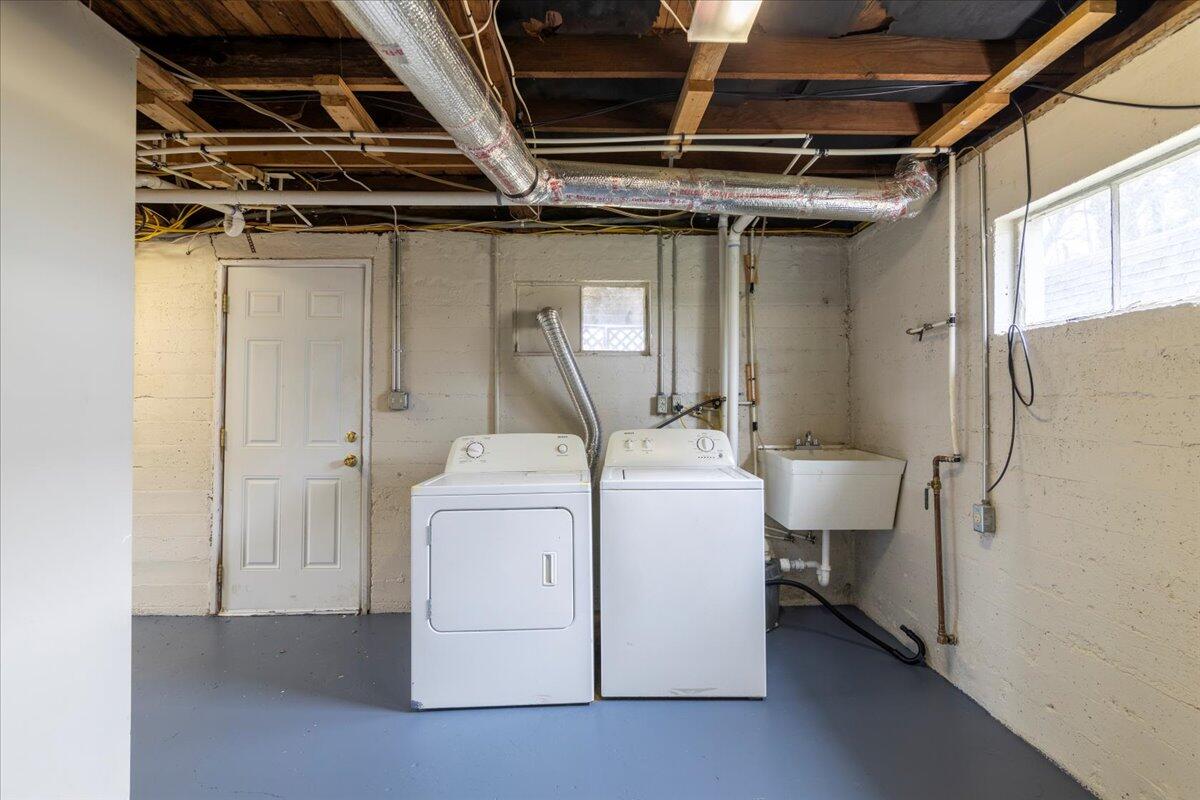 614 & 600 North Mill RD