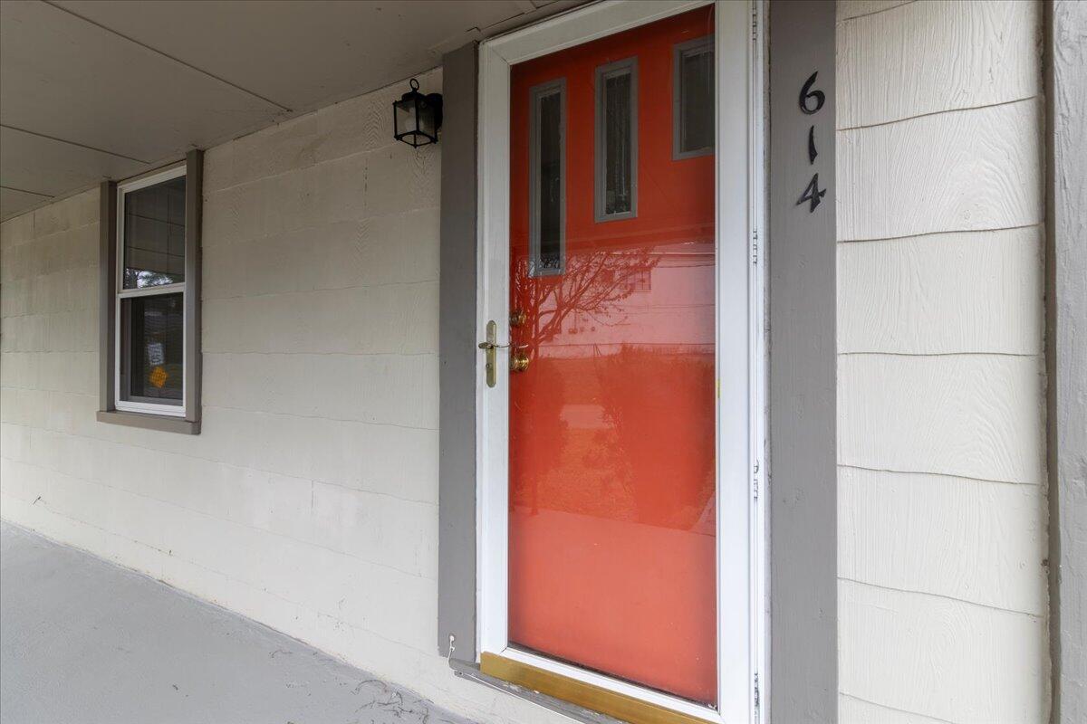 614 & 600 North Mill RD