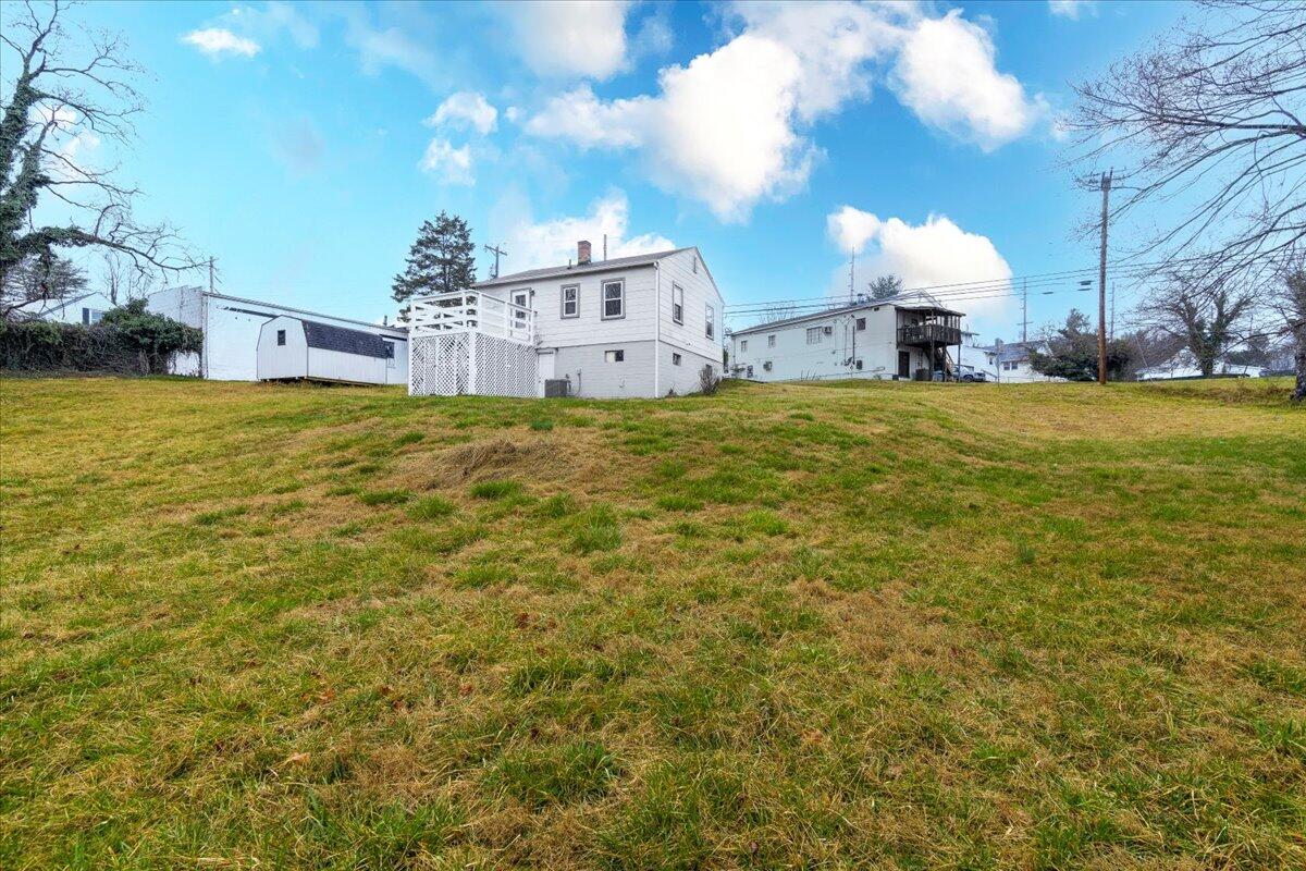 614 & 600 North Mill RD