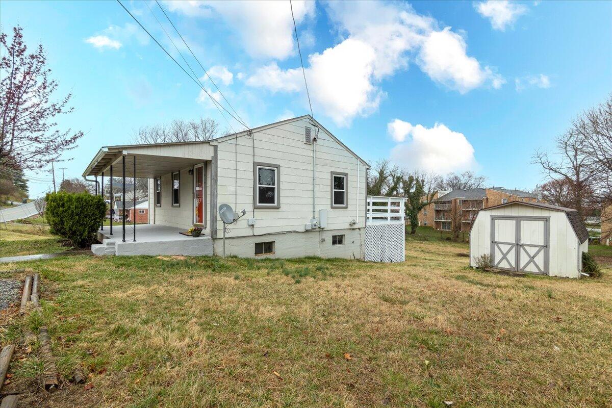 614 & 600 North Mill RD