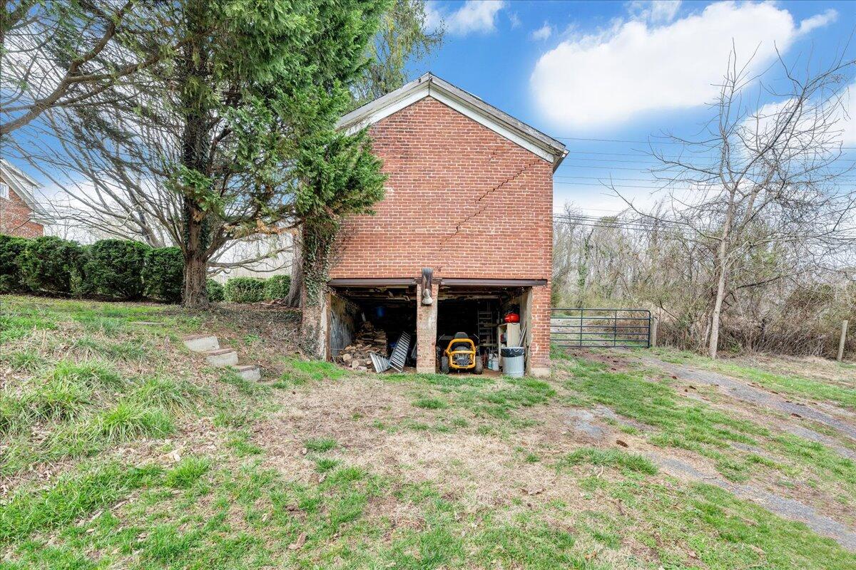 4800 West Main ST