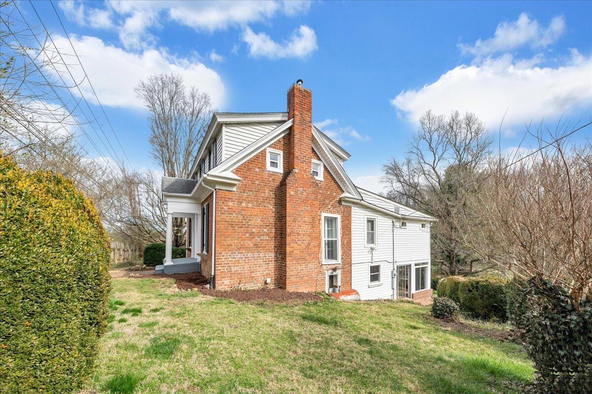 4800 West Main ST