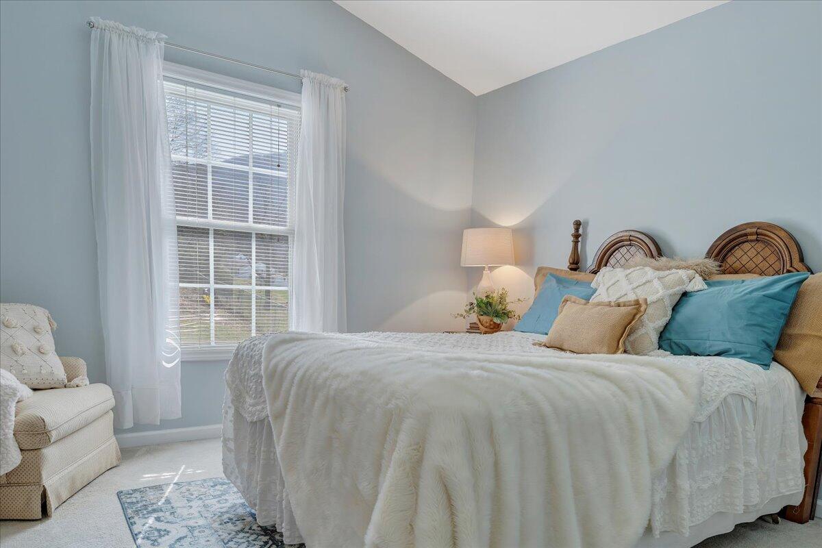 1415 Eanes RD SE