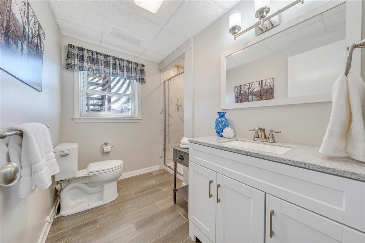 3923 St James CIR SW