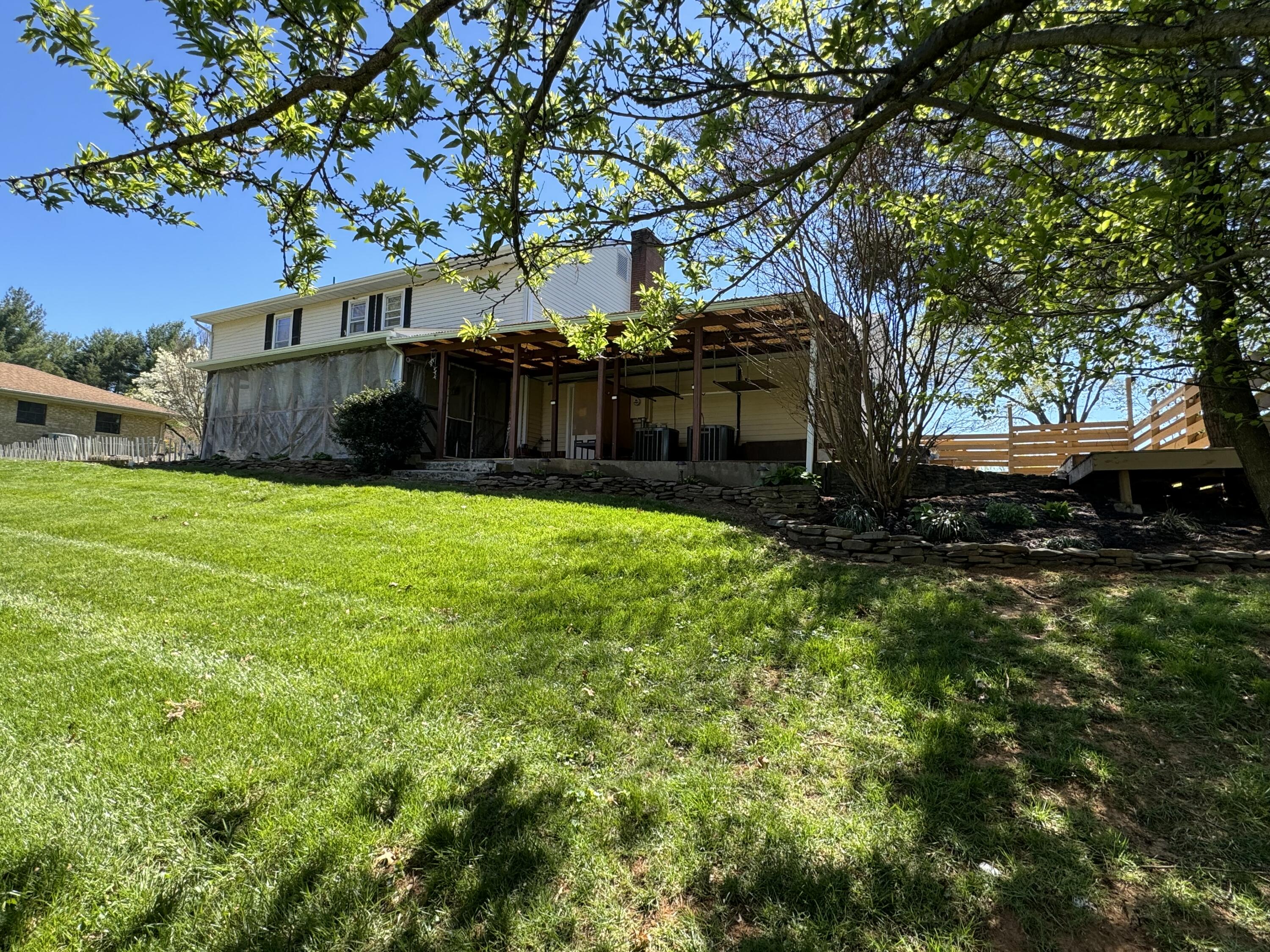 8126 Running Deer LN