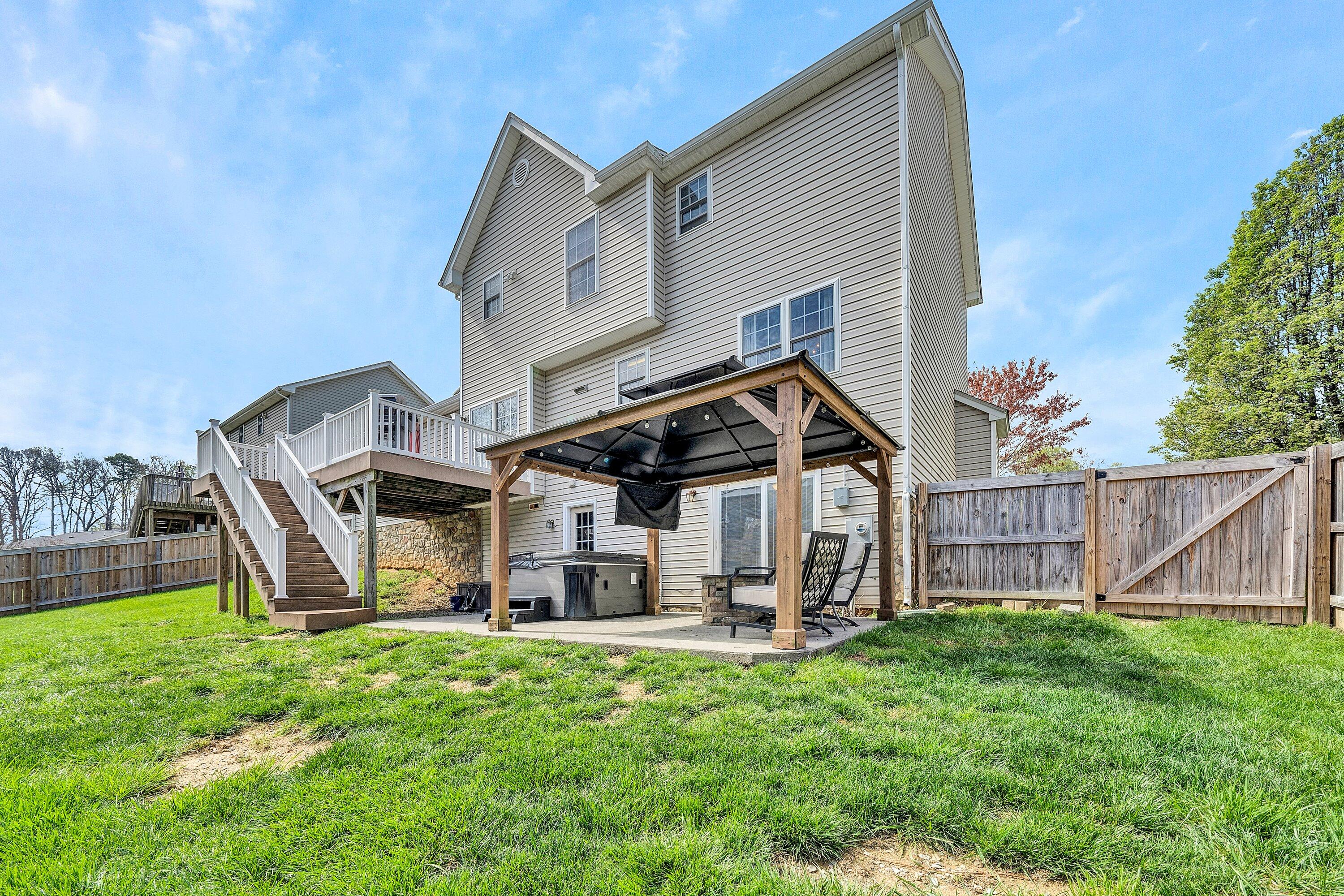 3129 Valley Stream DR