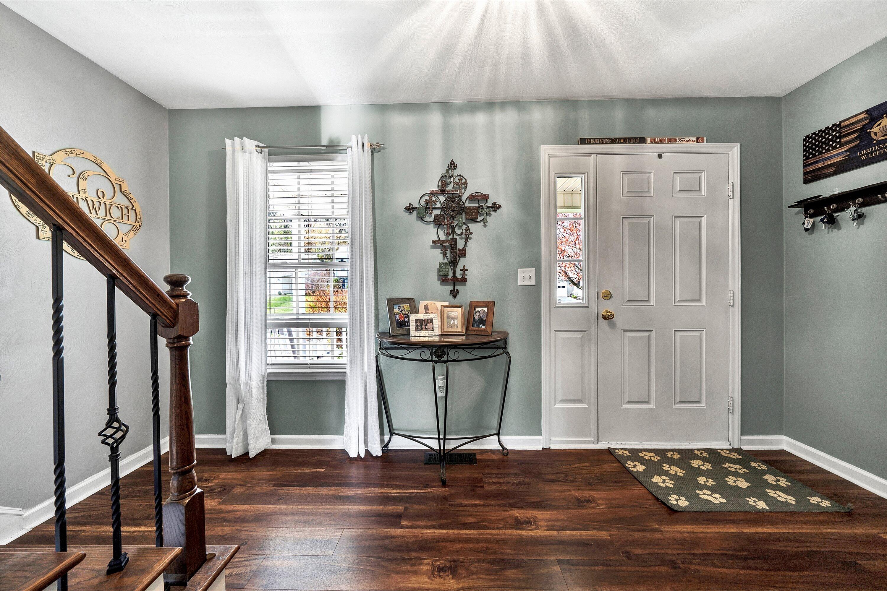 3129 Valley Stream DR