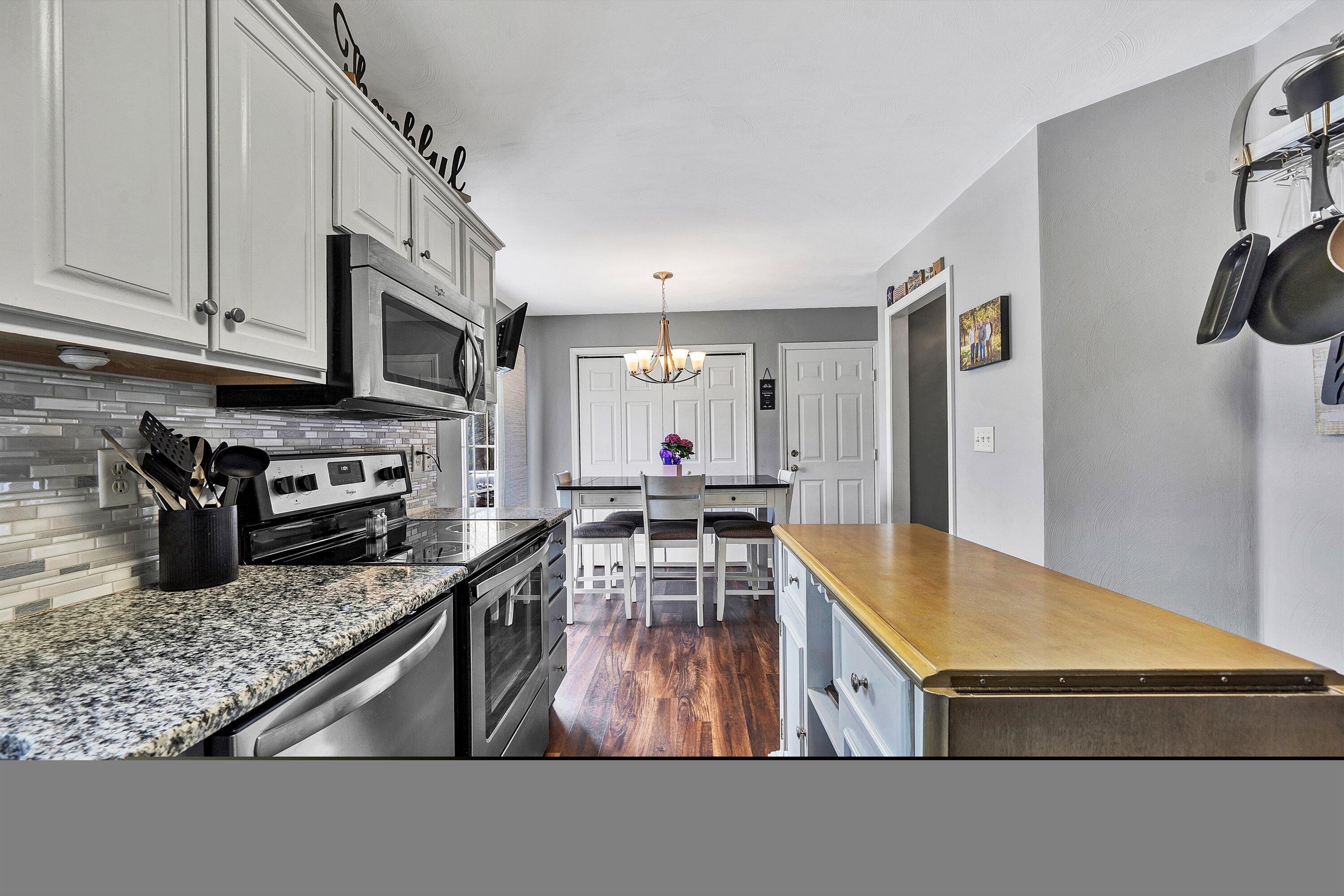 3129 Valley Stream DR