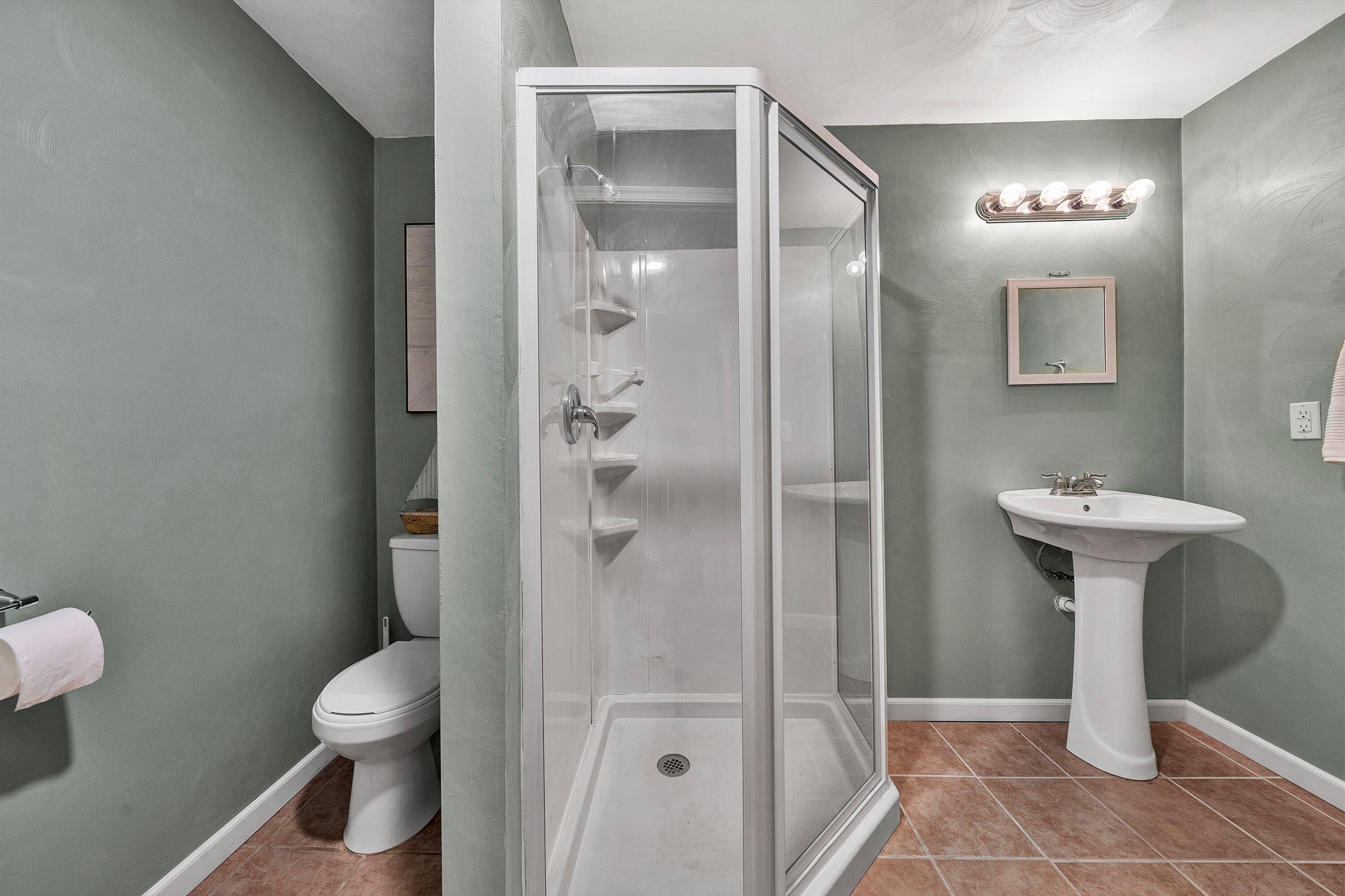 3129 Valley Stream DR